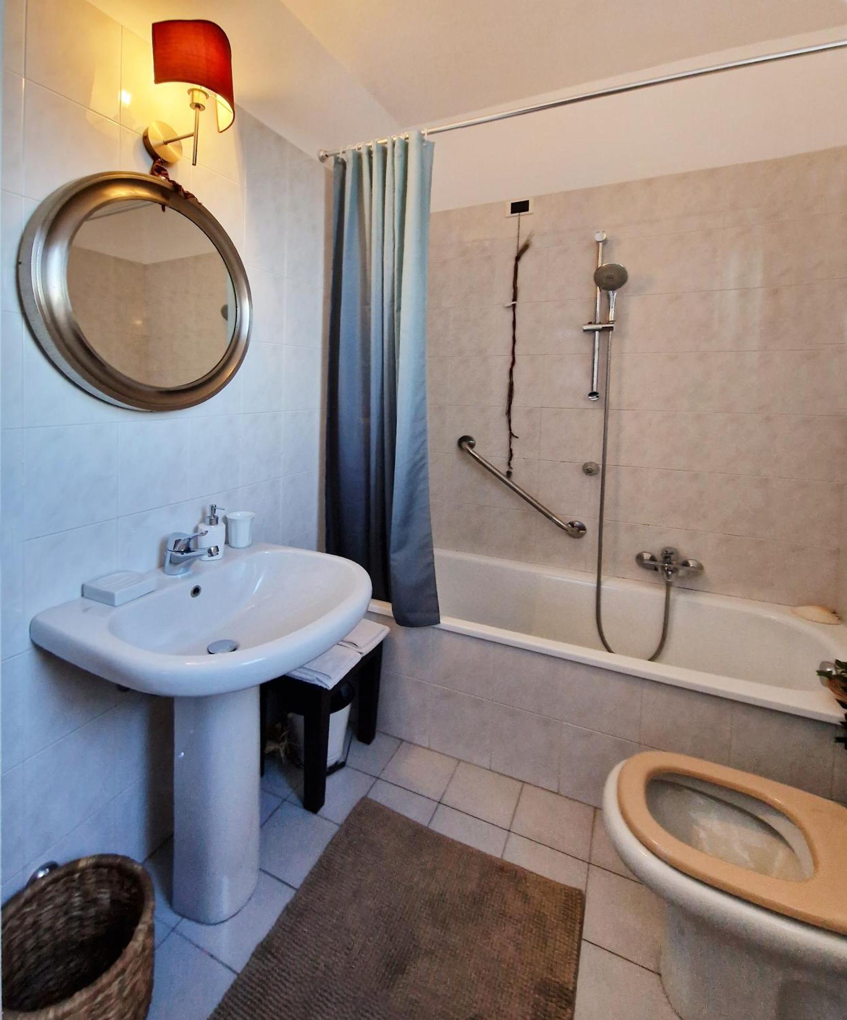 Ca Di Vale Apartment Bologna Bagian luar foto